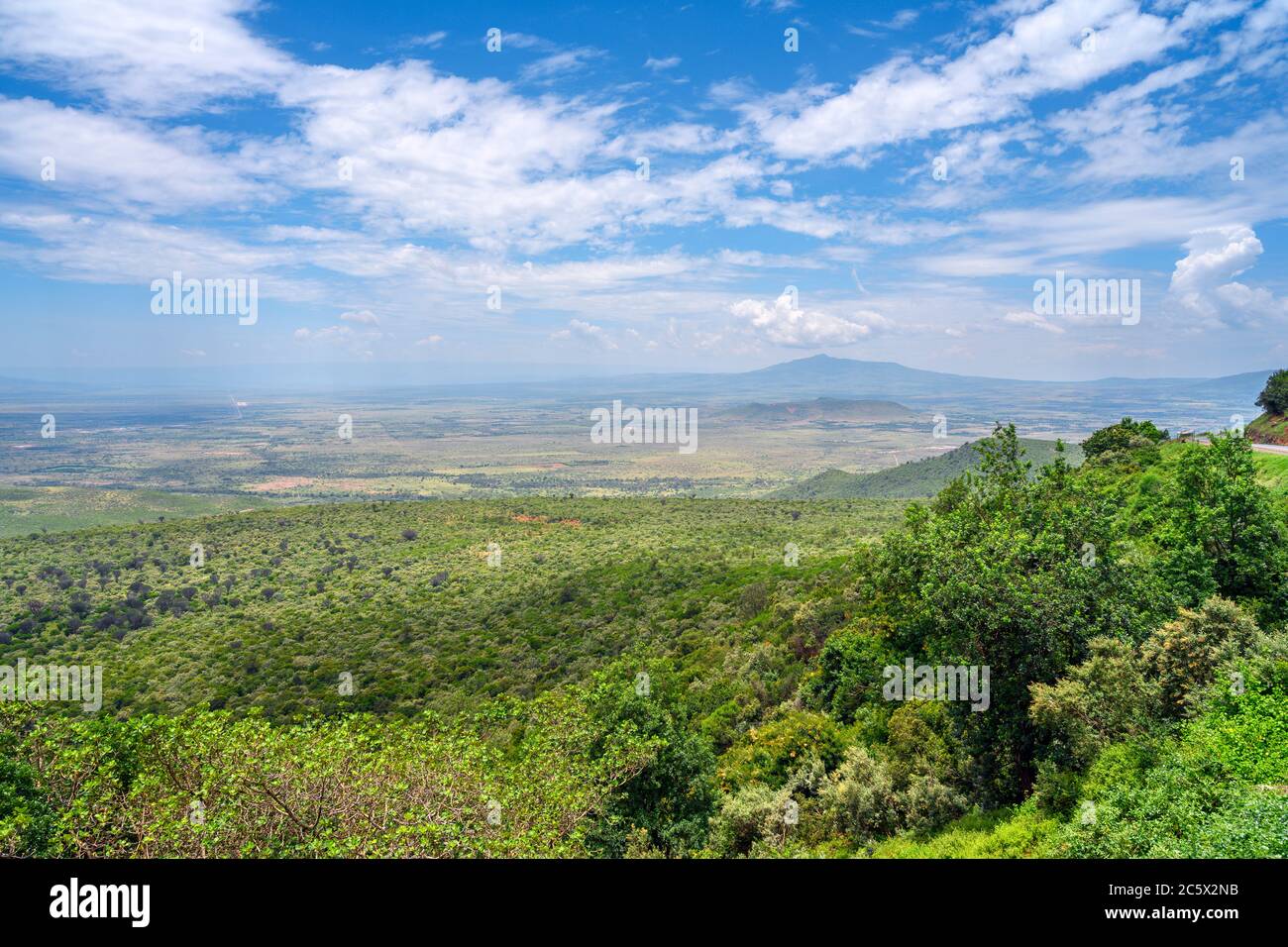 Blick über das Great Rift Valley von der Kamandura-Mai Mahiu-Narok Rd (B3), Kenia, Ostafrika Stockfoto