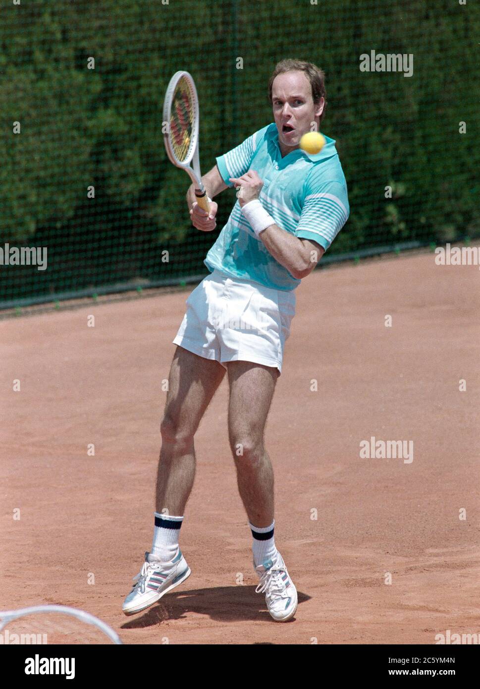 ARCHIV: MONACO: JUNI 1988: HSH Prinz Albert von Monaco beim Celebrity Tennis Turnier in Monaco. Datei Foto © Paul Smith/Featureflash Stockfoto