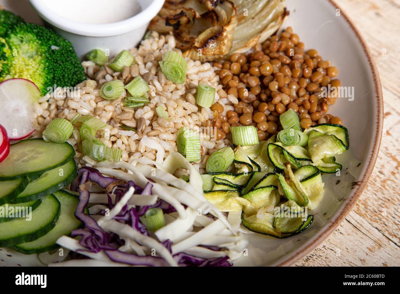 Geschlossener Schuss von gesunden pflanzlichen Protein-Gericht. Gesundes Kochkonzept. Vegane Küche Stockfoto