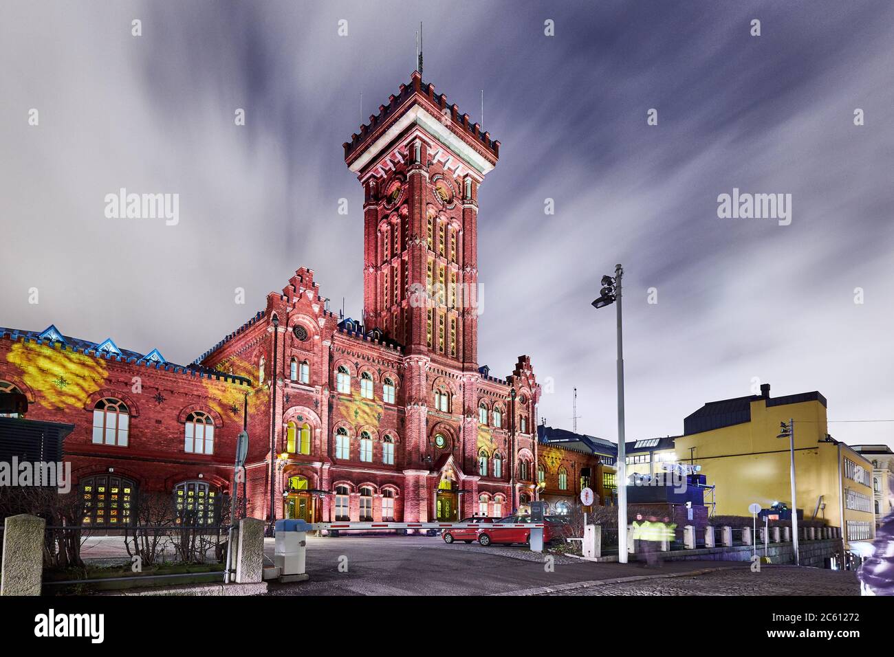 Helsinki, Finnland - Januar 2018: Lichtfestival Lux Helsinki, Feuerwehr. Stockfoto