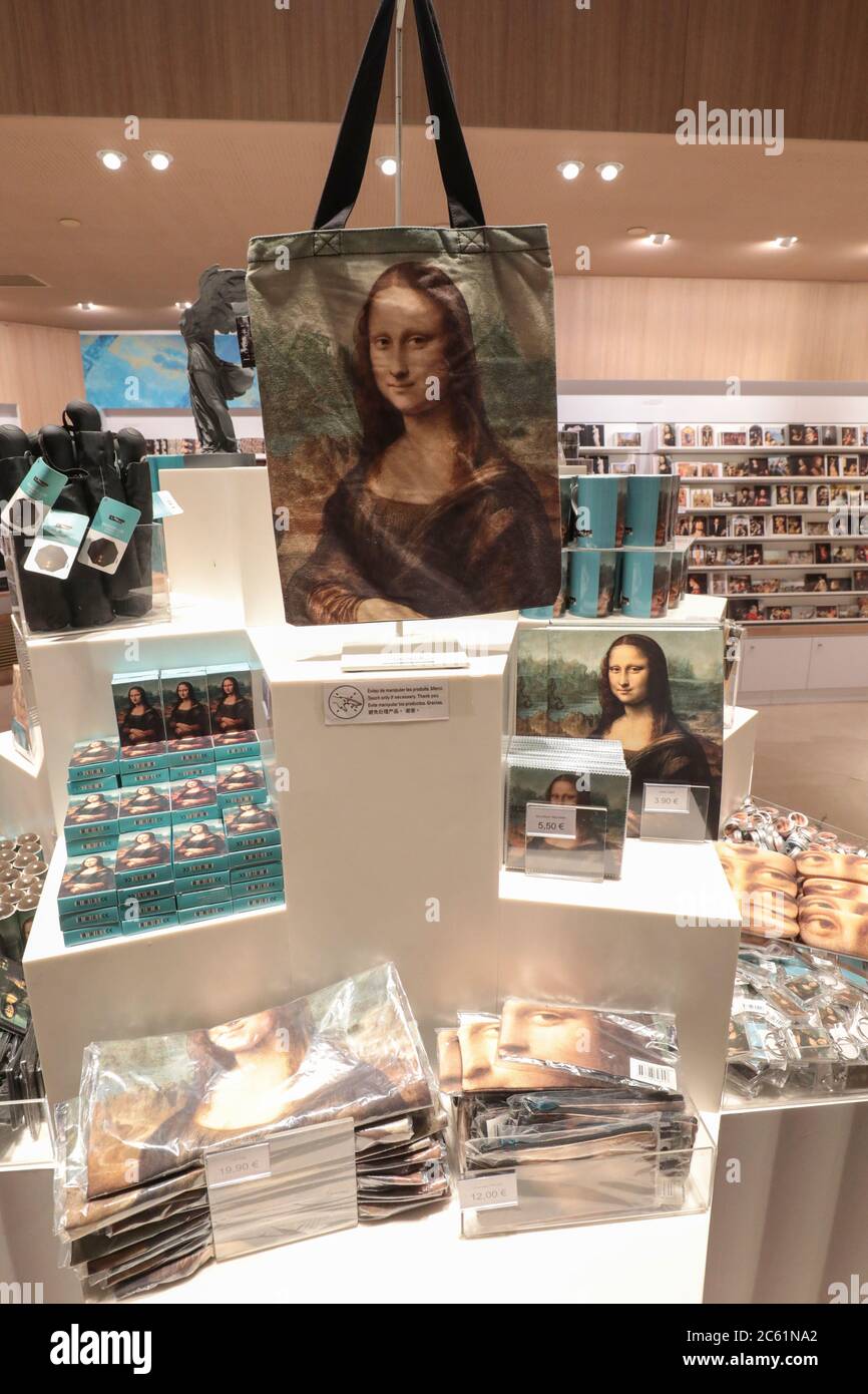 WIEDERERÖFFNUNG DES LOUVRE MUSEUMS, PARIS Stockfoto