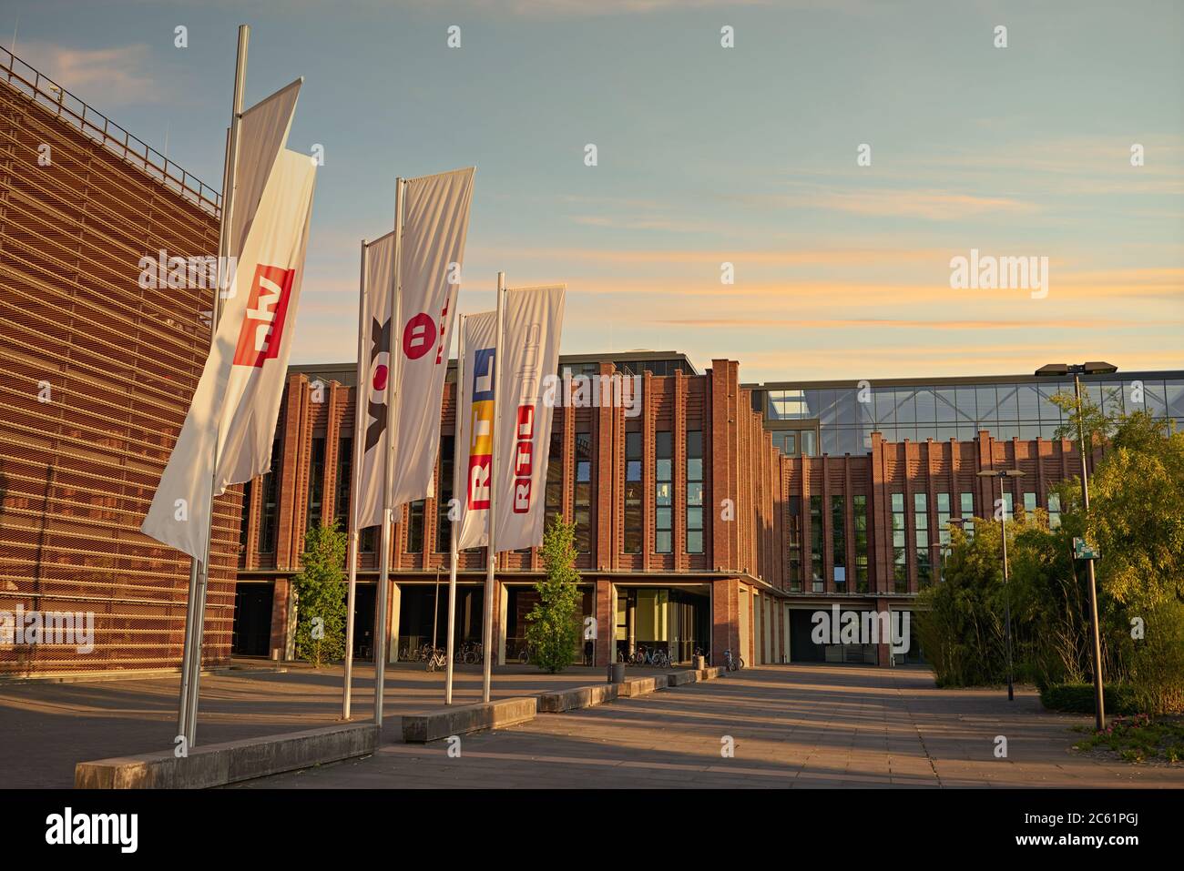 RTL Media Group Deutschland in Köln. Sendezentrum der Mediengruppe RTL Deutschland in den Rheinhallen von Deutz, Köln. Stockfoto