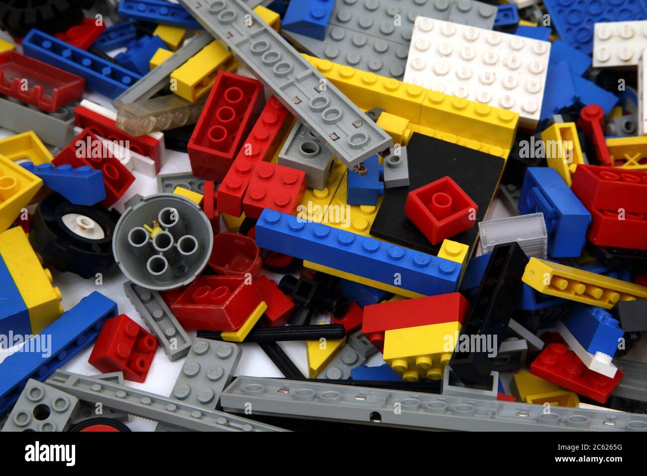 Nahaufnahme eines Stapels Vintage Lego Stockfoto