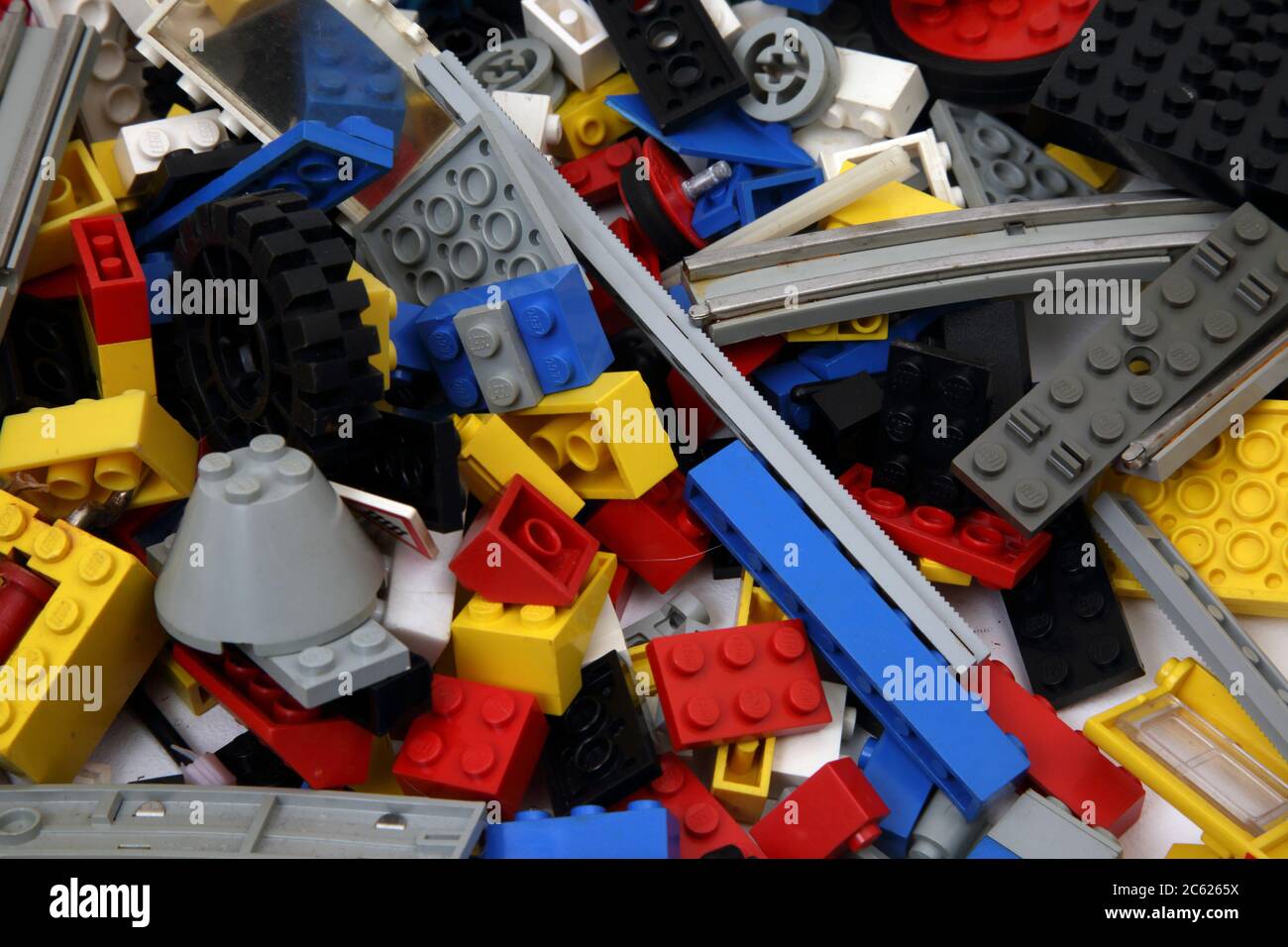 Nahaufnahme eines Stapels Vintage Lego Stockfoto