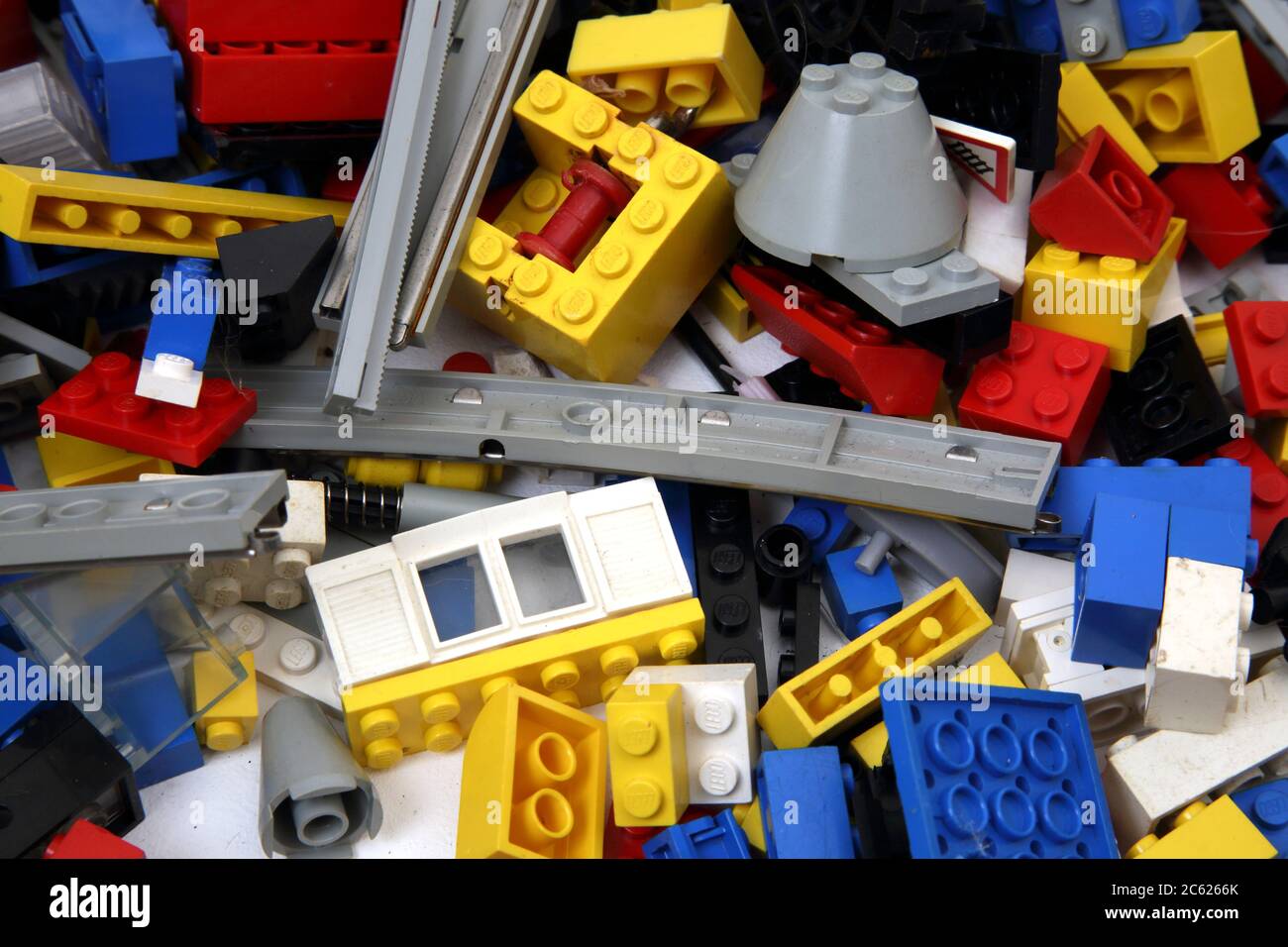 Nahaufnahme eines Stapels Vintage Lego Stockfoto