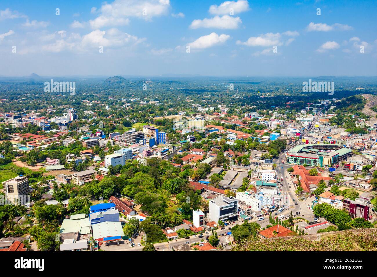 Kurunegala Stadt Antenne Panoramablick von Samadhi Buddha Statue Sicht auf den Elephant Rock, Sri Lanka Stockfoto