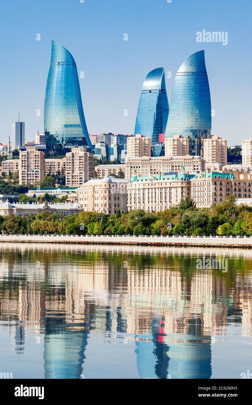 Skyline von Baku. Baku ist die Hauptstadt und größte Stadt Aserbaidschans. Stockfoto