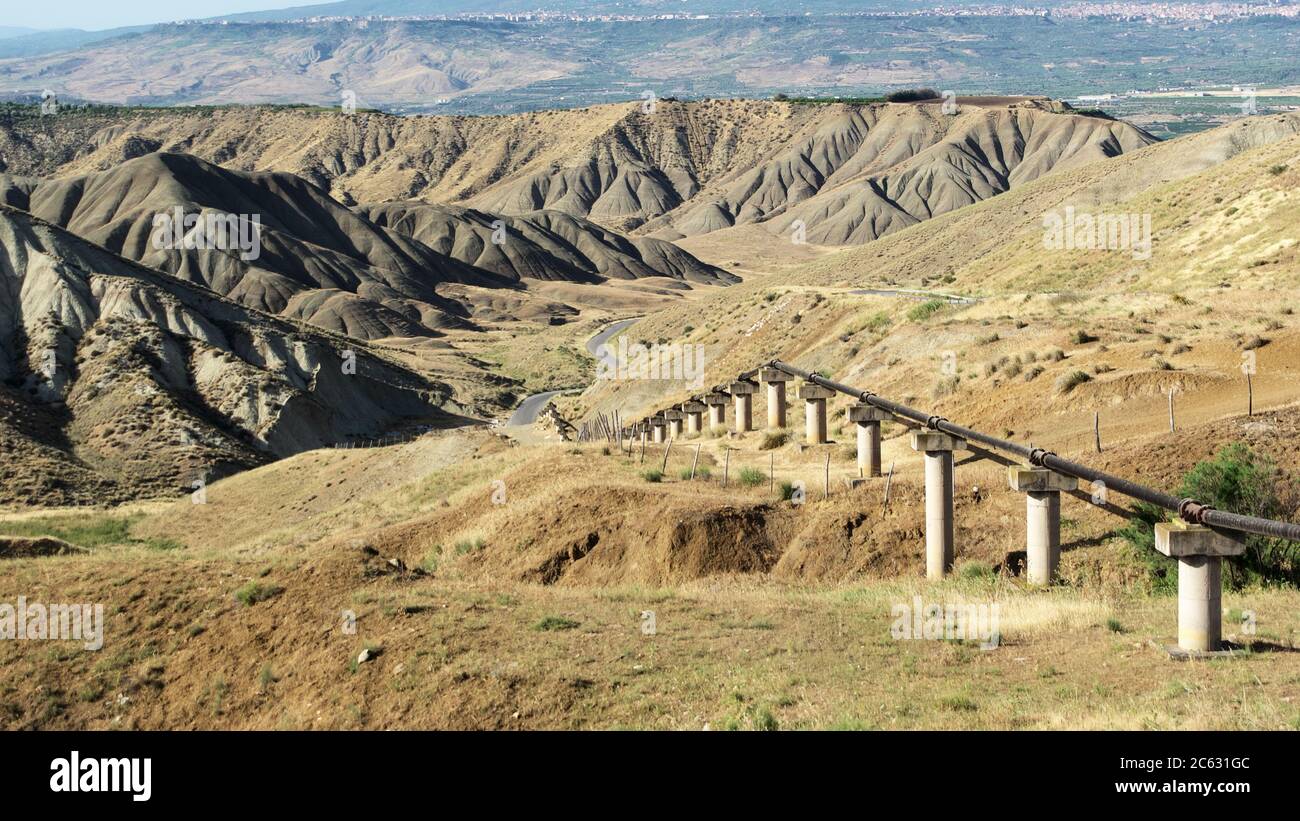 badlands sind erodierte Felsformation der Binnenlandschaft in Sizilien Wahrzeichen der Natur Stockfoto