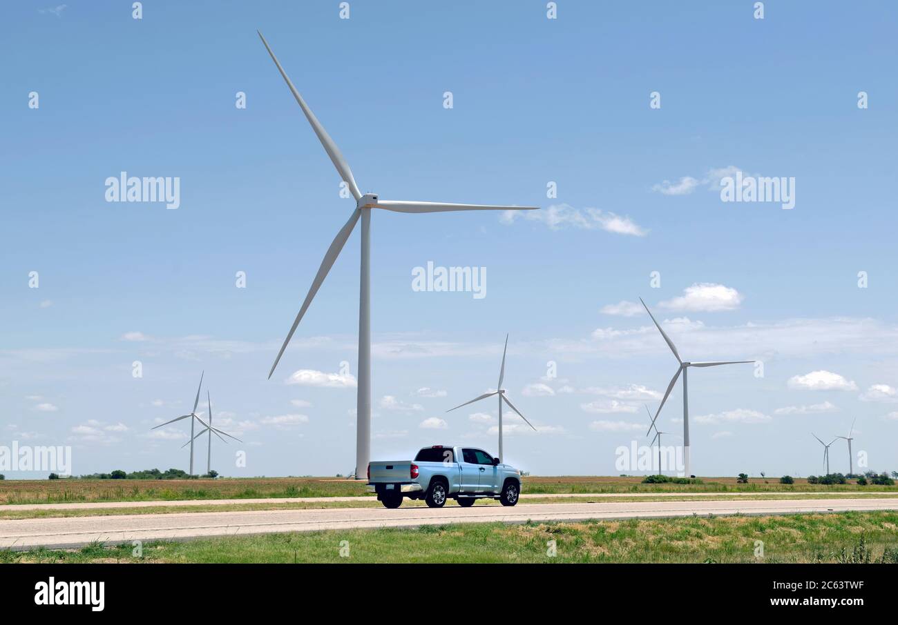 Windturbinenleistung der West Texas Farm Lands. Stockfoto