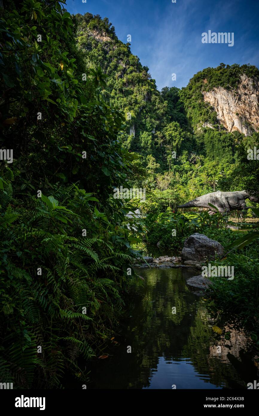 Malerische Berge und Seeblick in Tambun, Perak, Malaysia Stockfoto