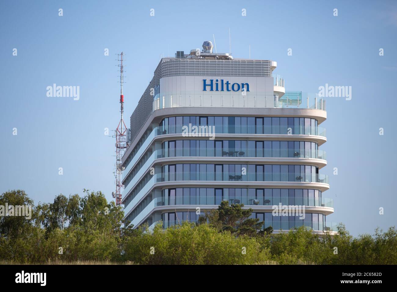 Swinoujscie, Polen - 24. Juni 2020: Hilton Hotel in Swinoujscie, Polen. Stockfoto