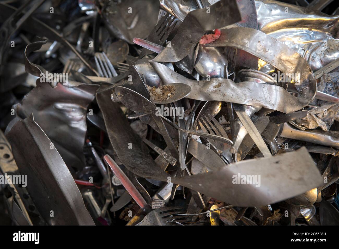 Altmetall in einer Recyclinganlage in Liverpool, England, Großbritannien. Stockfoto