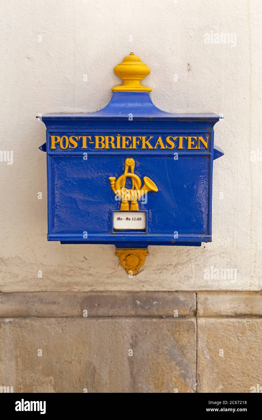 Alte Briefkasten, historisches Schnoor Viertel, Bremen, Deutschland Stockfoto