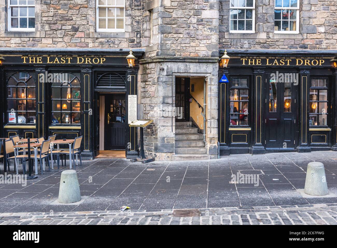 The Last Drop Pub im Grassmarket in Edinburgh, der Hauptstadt Schottlands, Teil des Vereinigten Königreichs Stockfoto