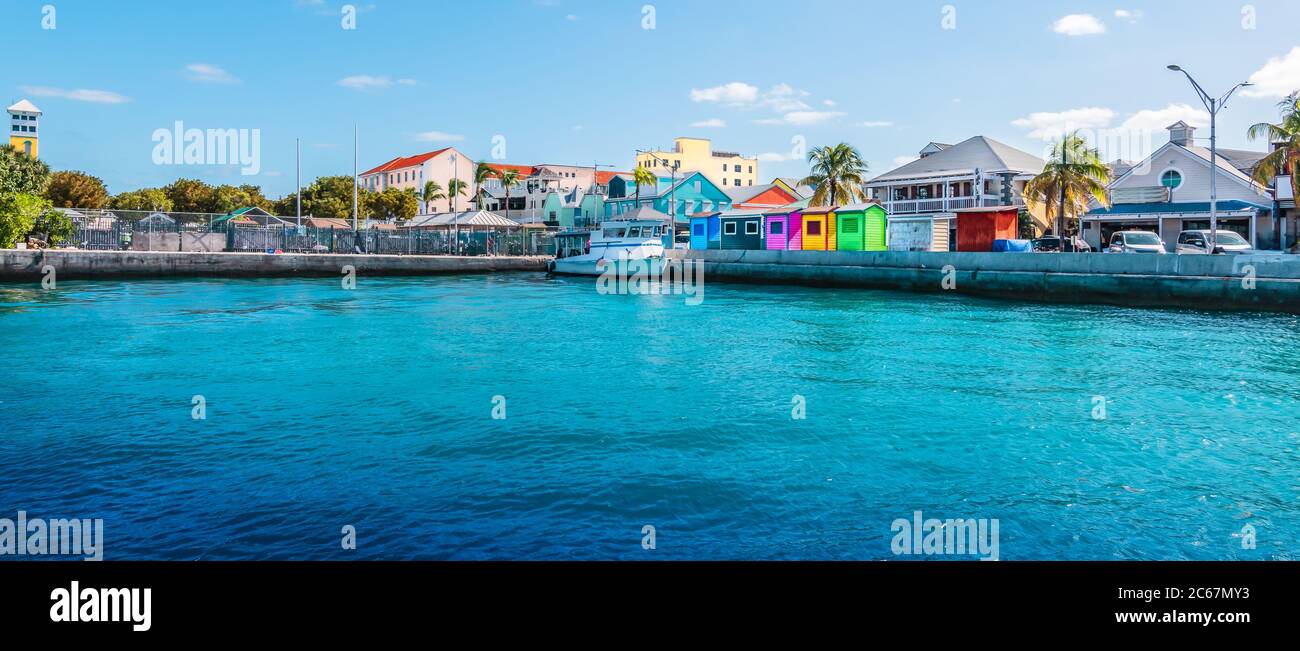 Panoramablick auf den Hafen von Nassau, Bahamas. Stockfoto
