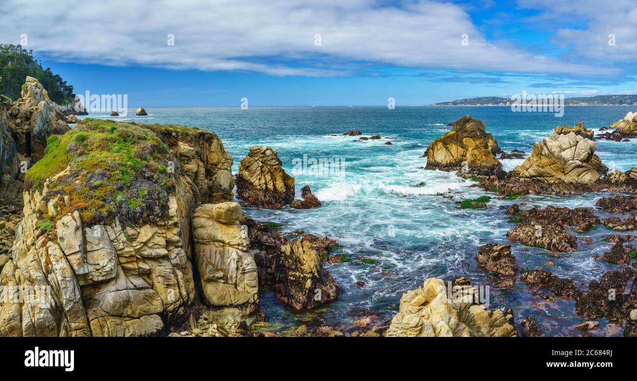Blick auf Cypress Cove, Point Lobos State Preserve, Carmel, Kalifornien, USA Stockfoto