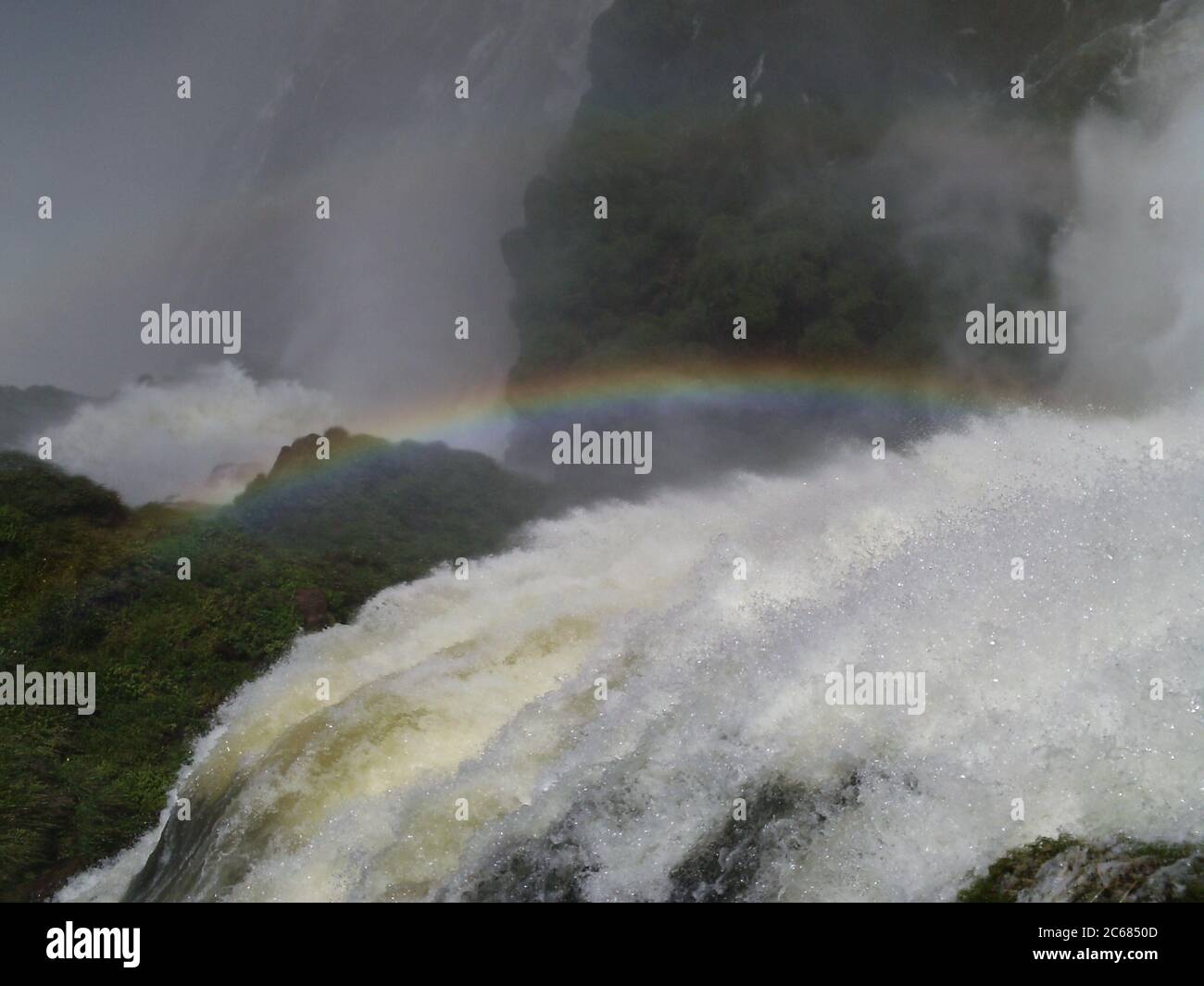 Schöne Natur von Brasilien: Wasserfälle Iguazu. Viel Wasser, Sonne und Glück Stockfoto