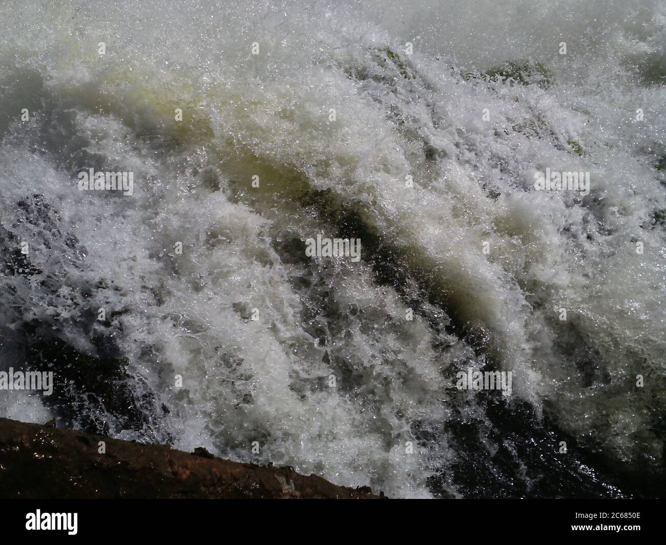 Schöne Natur von Brasilien: Wasserfälle Iguazu. Viel Wasser, Sonne und Glück Stockfoto