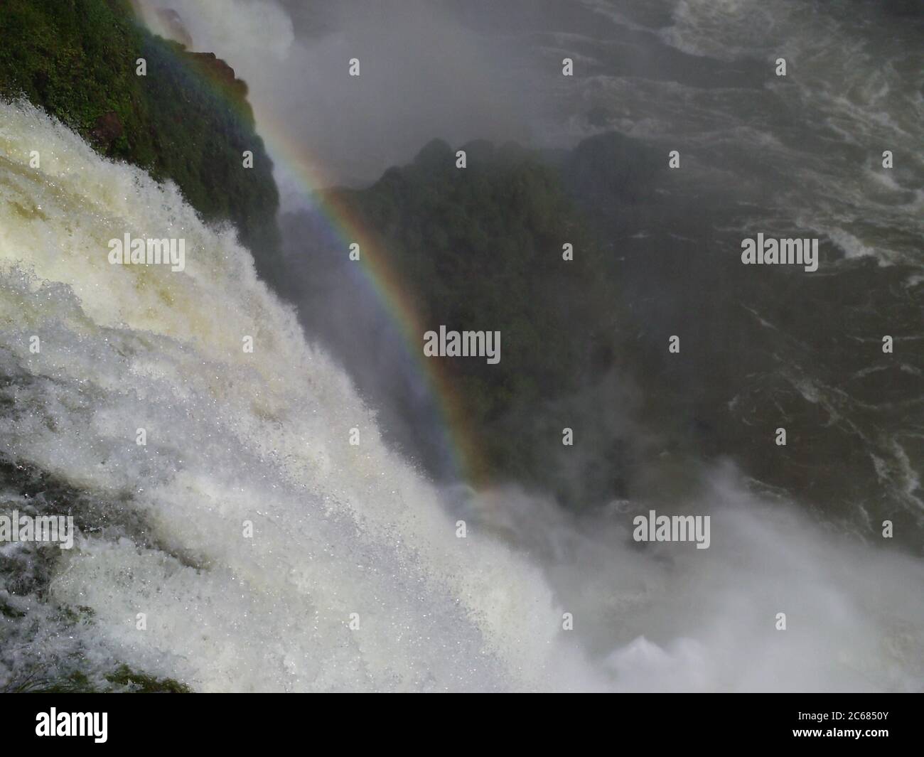 Schöne Natur von Brasilien: Wasserfälle Iguazu. Viel Wasser, Sonne und Glück Stockfoto