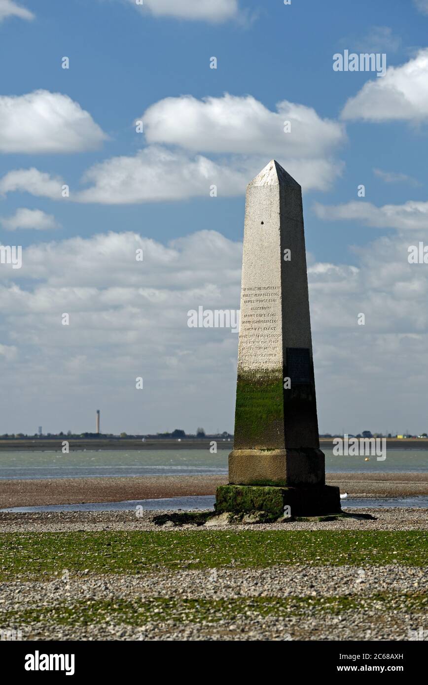 Der Crowstone in Chalkwell im Stadtteil Southend wurde errichtet, um das östliche Ende der Gerichtsbarkeit der Stadt London über die Themse zu markieren. Stockfoto