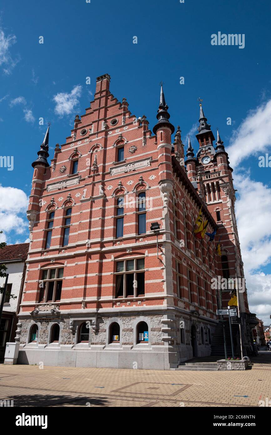 Temse, Belgien, 05. Juli 2020, das Alte Rathaus wird als zeremonielles kulturelles touristisches Zentrum genutzt Stockfoto