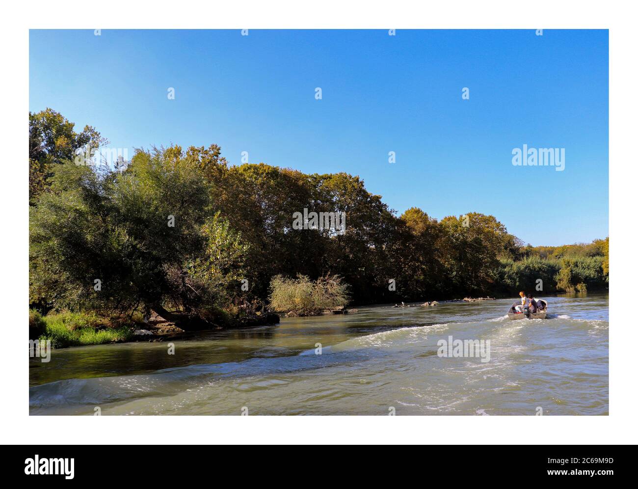 Roma, Italien. Juli 2020. Der Tiber zwischen Ponte Magliana und Ponte Marconi. Kredit: SPP Sport Presse Foto. /Alamy Live Nachrichten Stockfoto