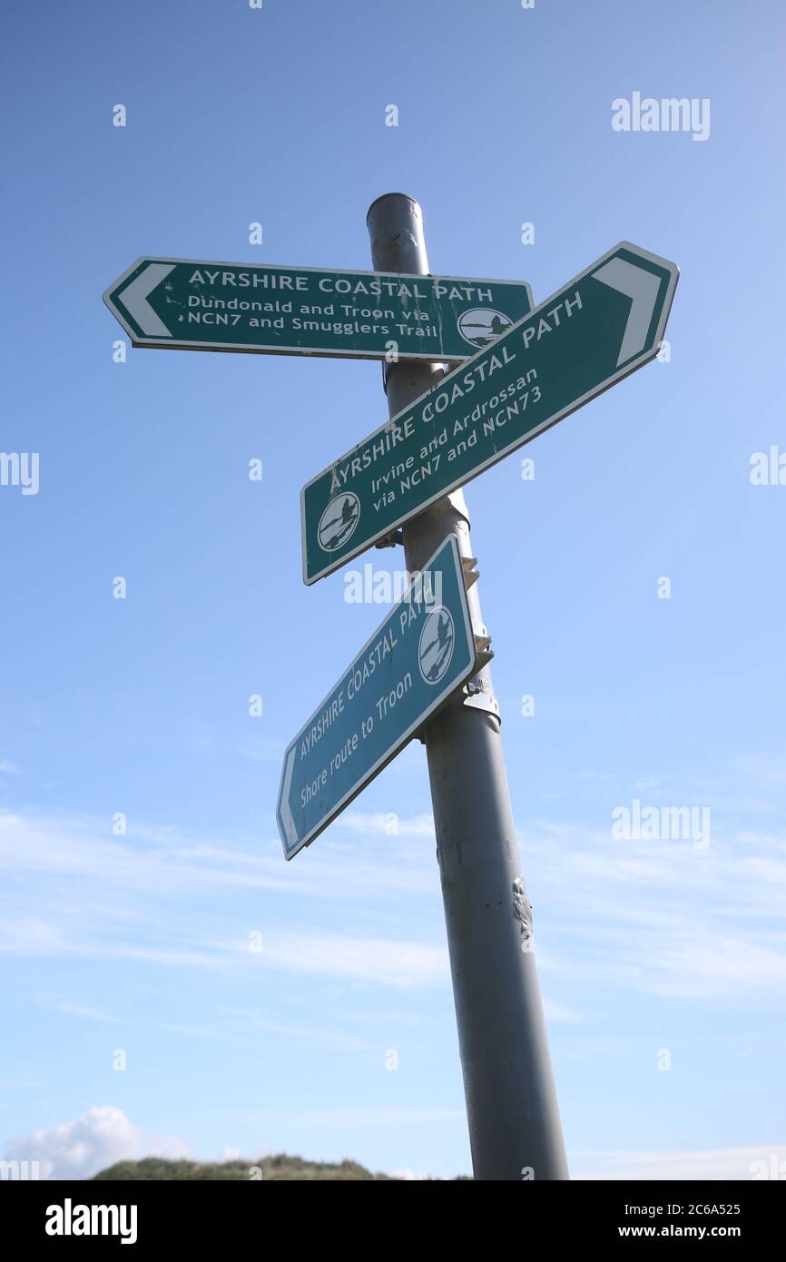 Schottland, Irvine, 07. Juli 2020 The Beach Park. Wegweiser, Ayrshire Coastal Path Credit : Alister Firth Stockfoto