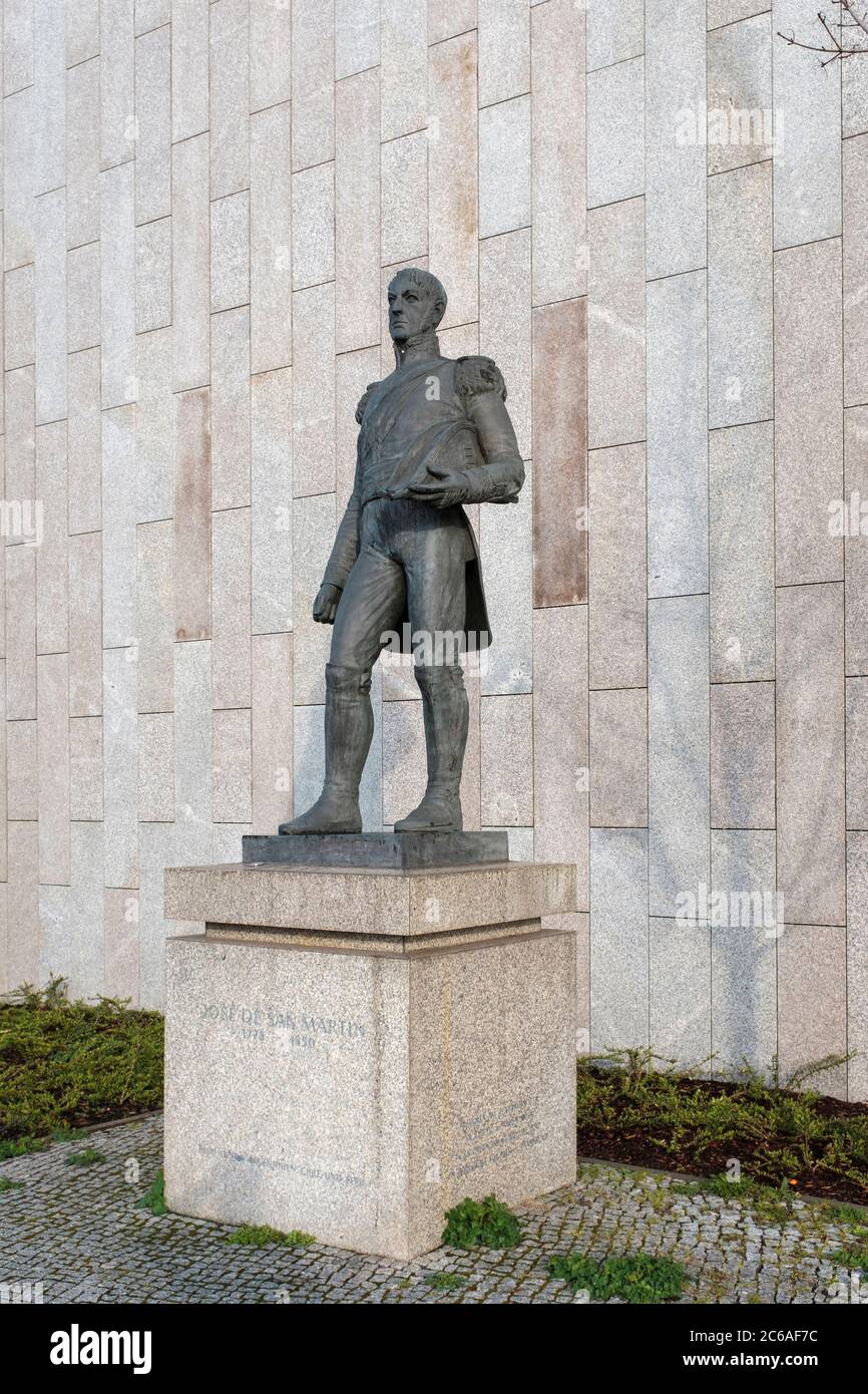 Statue des Generals Don Jose de San Martin, 1778-1850, Gründer der argentinischen Unabhängigkeit, er gab auch Freiheit für Chile und Peru., Berlin, Tierarte Stockfoto