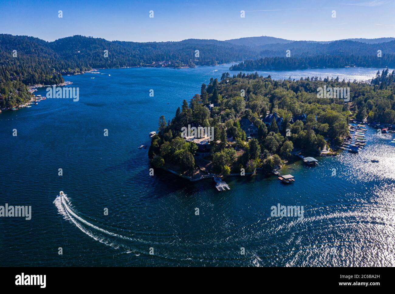 Luftaufnahme von Lake Arrowhead, California, Vereinigte Staaten von Amerika, Nordamerika Stockfoto