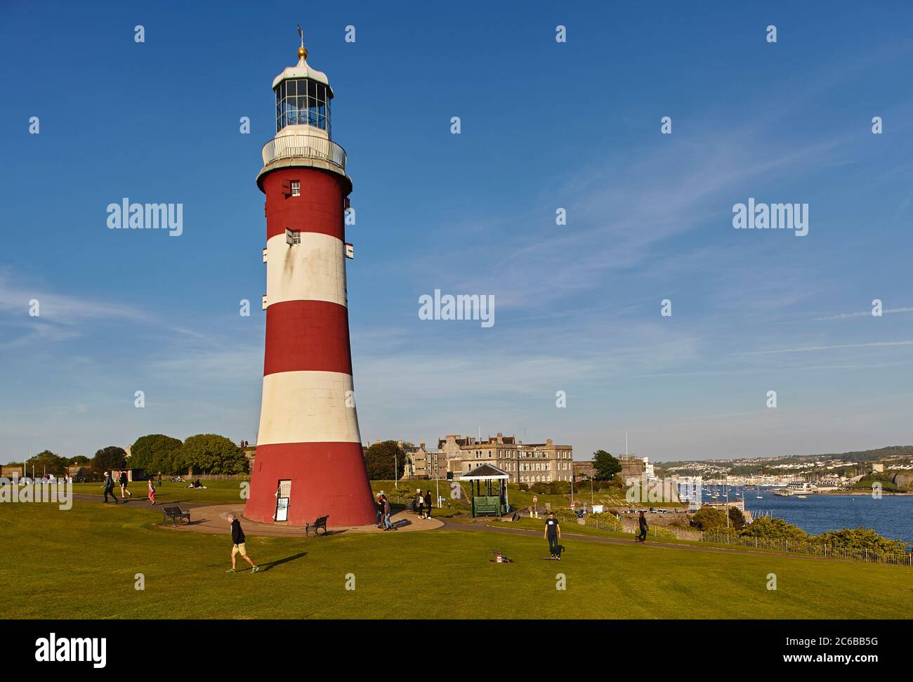 Ein historisches Denkmal an einem historischen Ort, Smeaton's Tower, auf Plymouth Hoe, in der Stadt Plymouth, Devon, England, Großbritannien, Europa Stockfoto