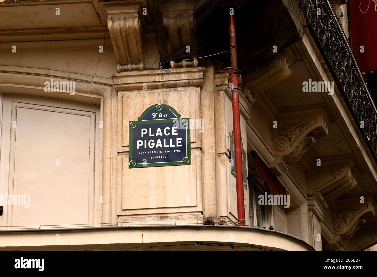 Berühmter Ort in Paris, bekannt für heisses Nachtleben Stockfoto