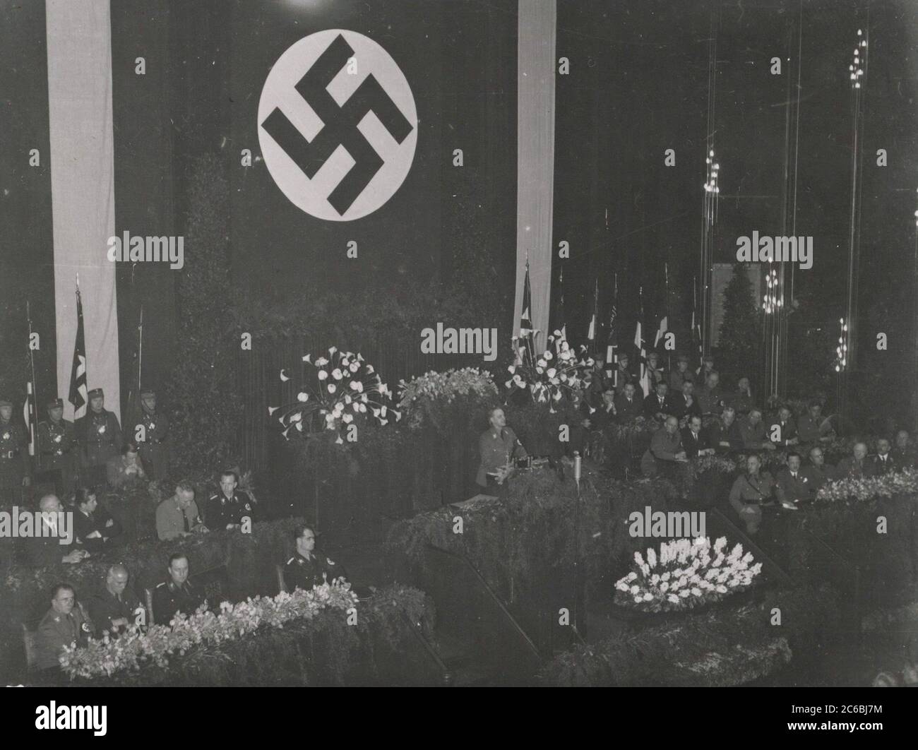 Hosenberg in der Krolloper Berlin Heinrich Hoffmann fotografiert 1934 Adolf Hitlers offizieller Fotograf und ein Nazi-Politiker und Verleger, der Mitglied des intime Zirkels Hitlers war. Stockfoto