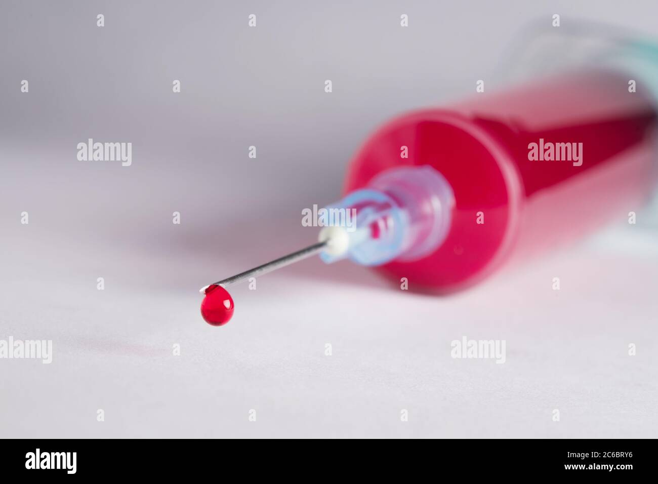 Hohle Spritze Stockfotos Und Bilder Kaufen Alamy