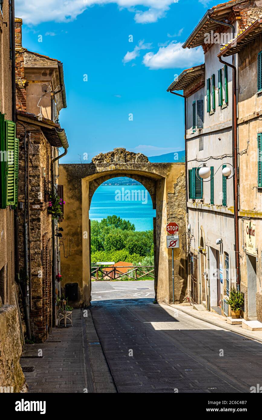 Castiglione del Lago, Umbrien, Italien, ein herrliches mittelalterliches Dorf am Ufer des Trasimenischen Sees, einst die Hauptstadt eines bedeutenden Markusades Stockfoto