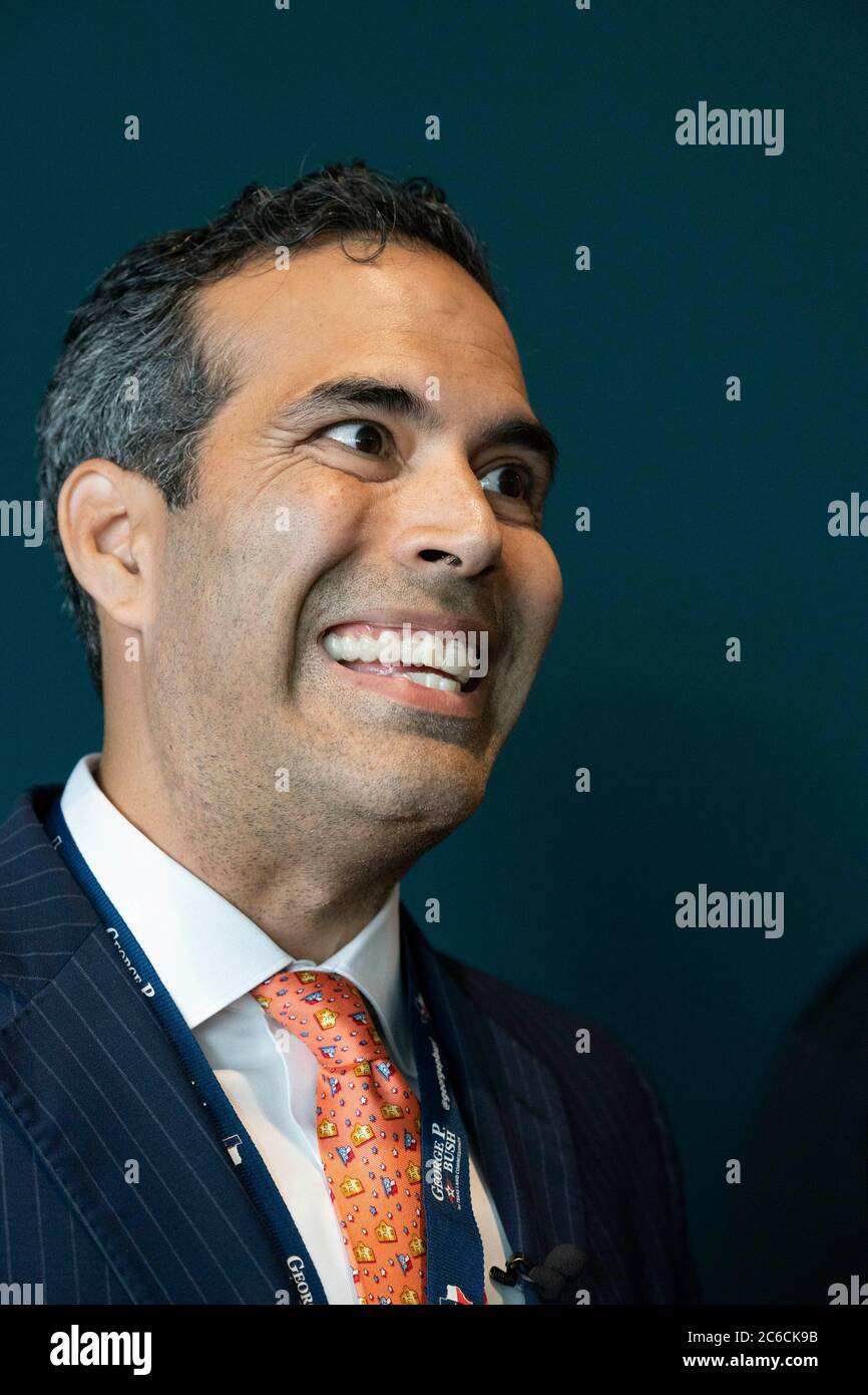 Texas Land Commissioner GEORGE P. BUSH spricht zu Unterstützern bei der Republican Party of Texas Convention 2018 in San Antonio. Die für Juli 2020 geplante persönliche Versammlung in Houston wurde aufgrund der Coronavirus-Pandemie in letzter Minute abgesagt. ©Bob Daemmrich Stockfoto