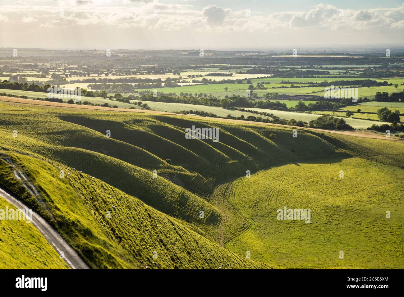 The Manger and Vale of White Horse aus der Sicht von White Horse Hill, Uffington, Oxfordshire, England, Großbritannien, Europa Stockfoto