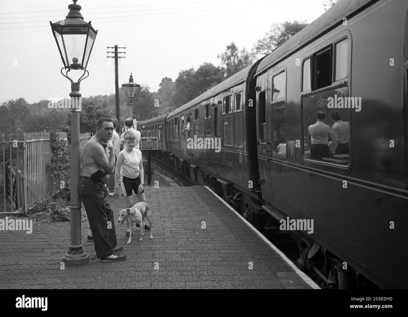 Urlauber auf der Severn Valley Heritage Railway, Shropshire & Worcester, England Stockfoto