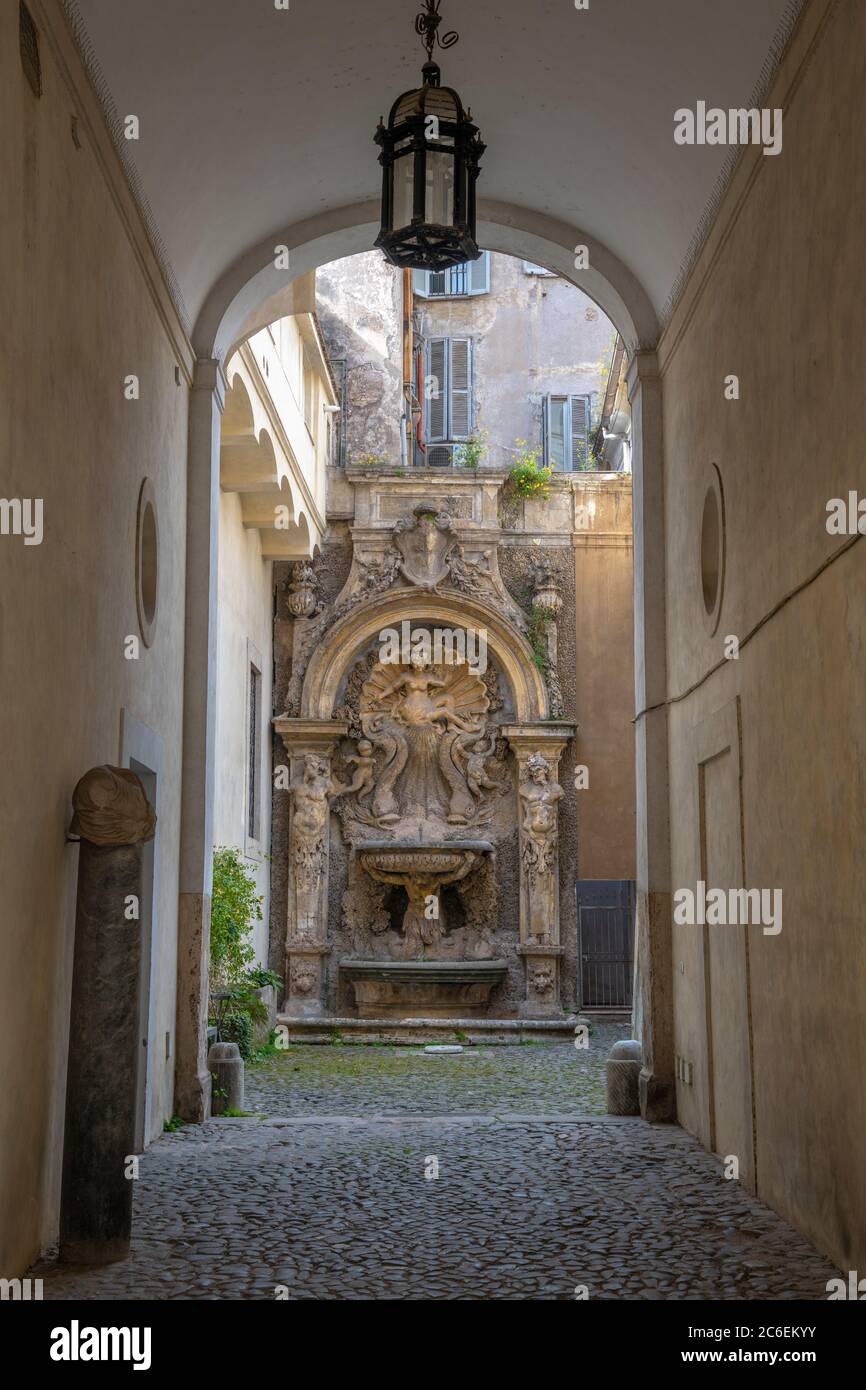 Italien, Latium, Rom, Regola, Vicolo Dei Catinari Galleria Lorcan O'Neill Stockfoto