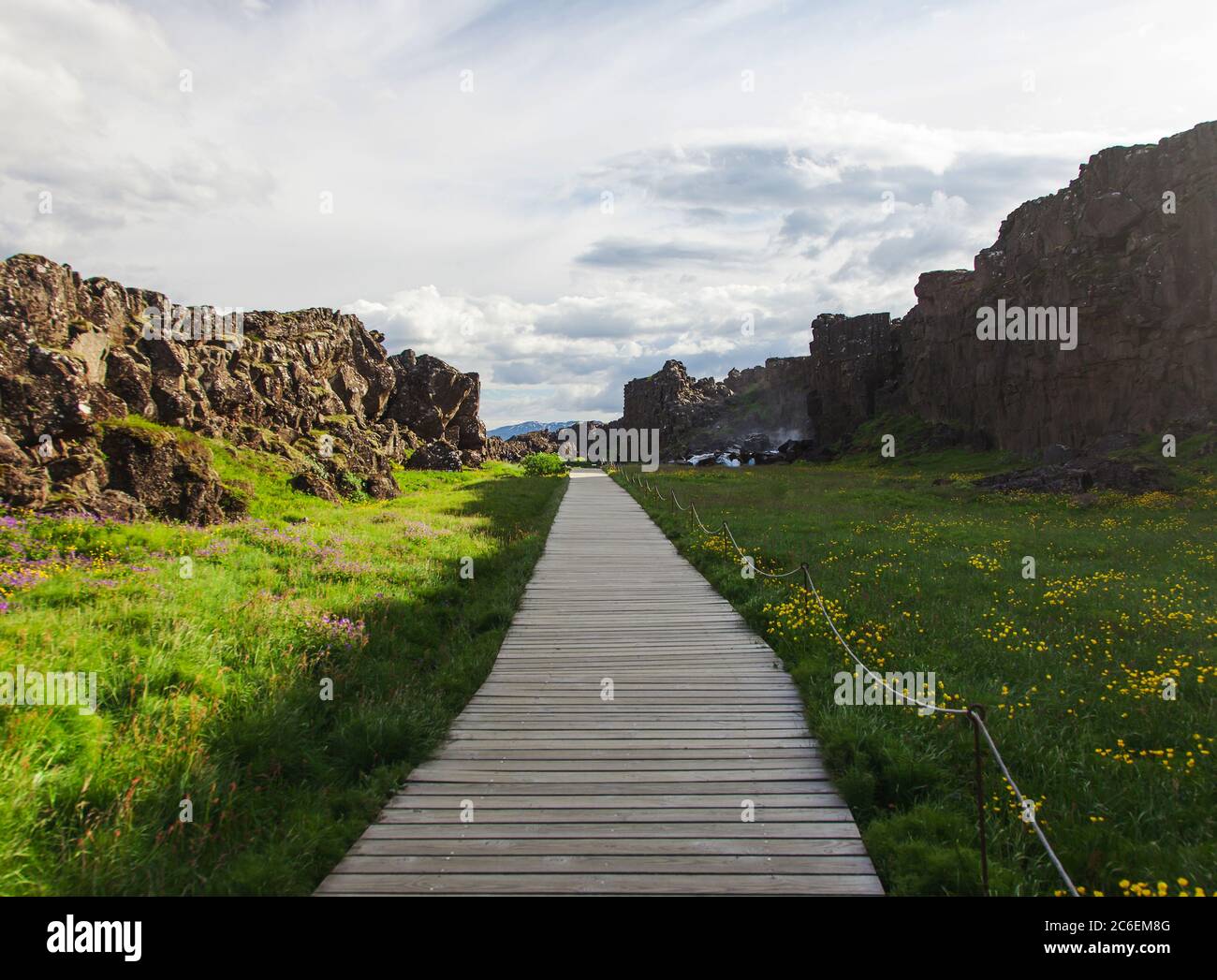 Thingvellir Nationalpark - berühmte Gegend in Island direkt an der Stelle, wo die atlantischen tektonischen Platten treffen. Stockfoto