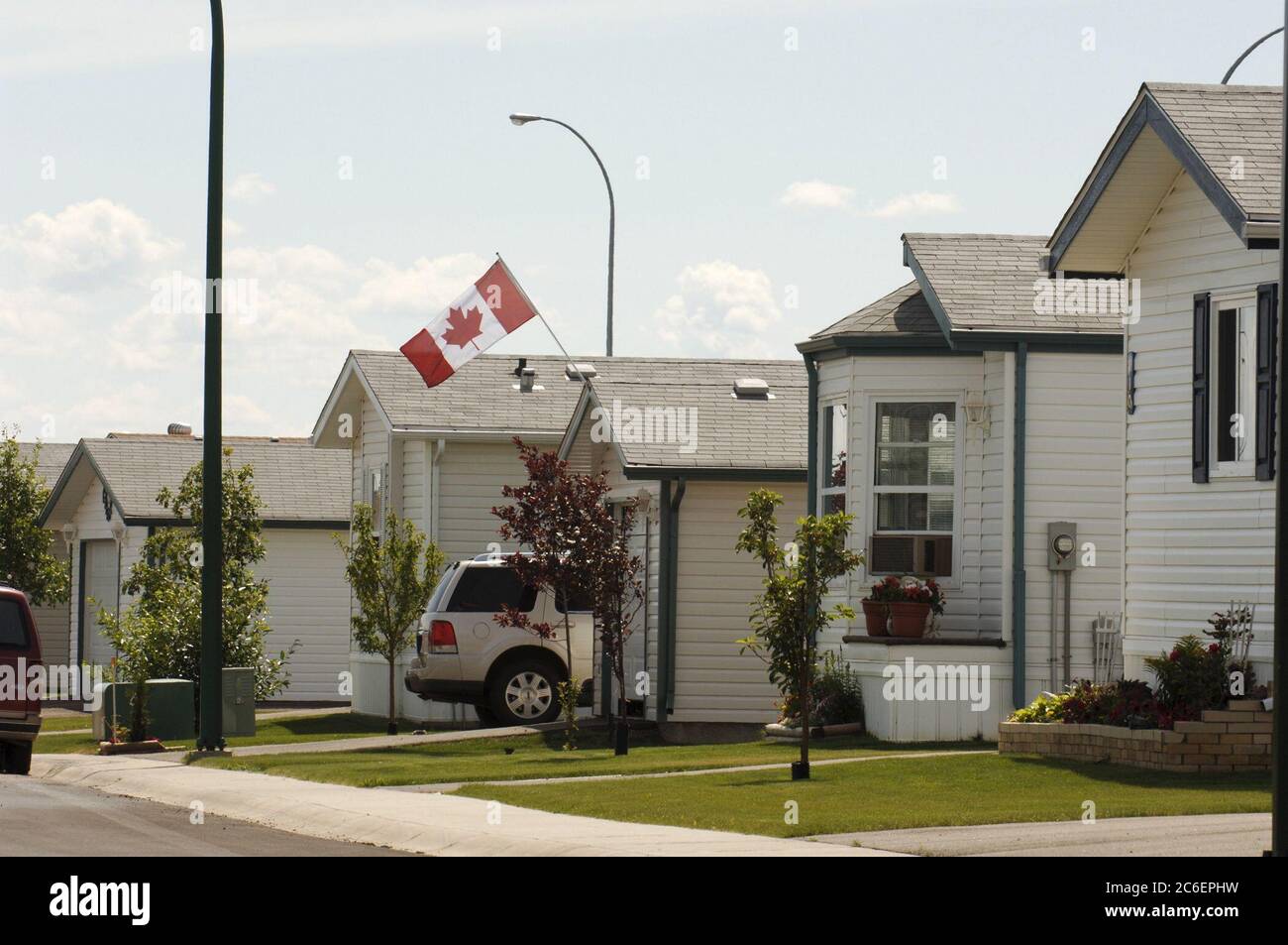 Medicine hat, Alberta Canada, 27. Juli 2005: Modulares Gehäuse in einer neuen Entwicklung dieser geschäftigen Stadt im Südosten Albertas. ©Bob Daemmrich Stockfoto