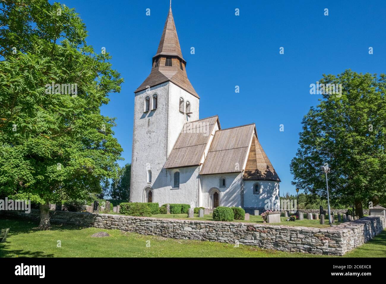 Anga Kirche ist eine mittelalterliche Kirche auf der schwedischen Ostseeinsel Gotland aus dem 13. Jahrhundert Stockfoto