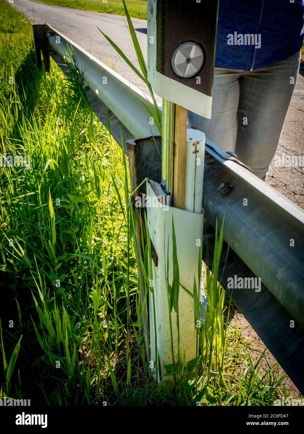 Grusel Geocache - Finger mit Schraubbehälter | Geo-Versand