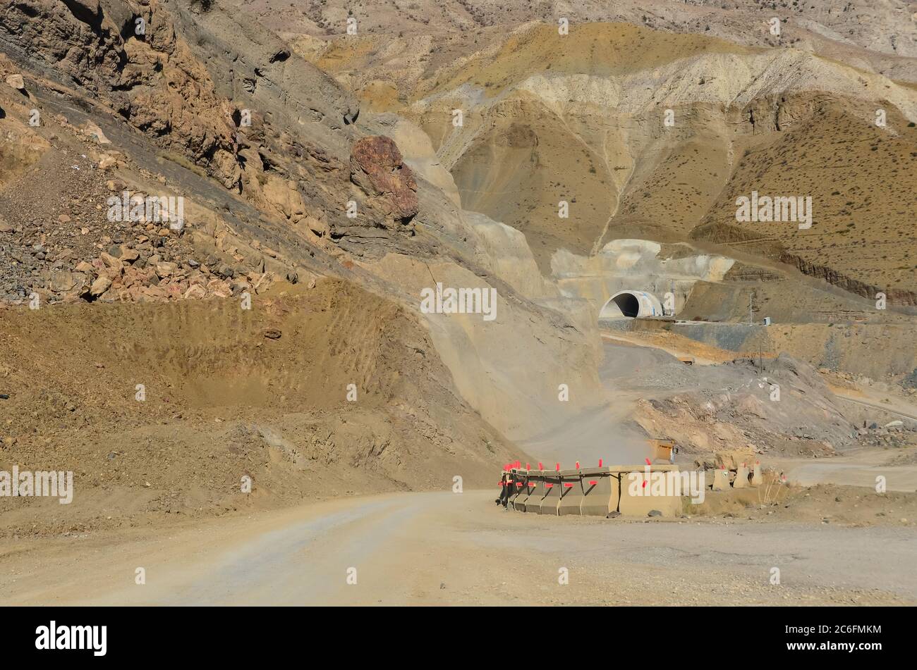 Tunnelbau in der Stadt Artvin, nordöstlich der Türkei. Stockfoto