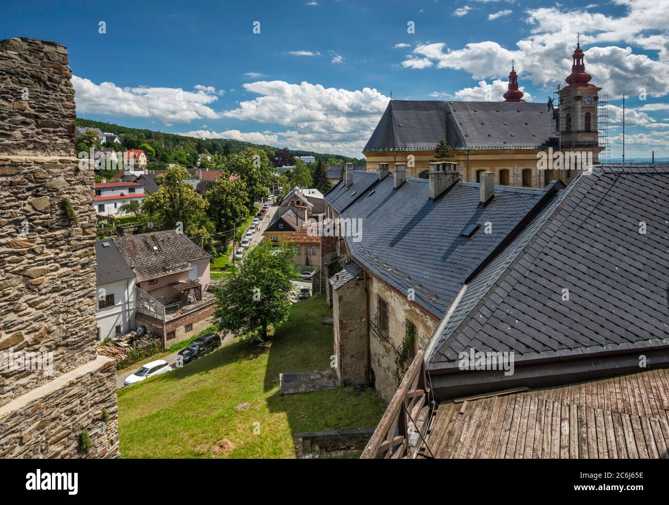 Blick von der Burg, Annunciation Church in der Ferne, in Sternberk, Mähren, Olomouc Region, Tschechische Republik Stockfoto