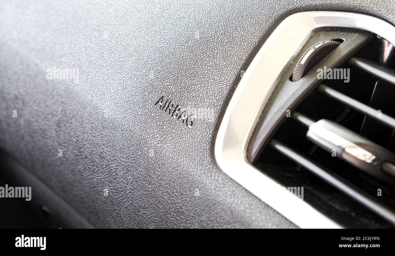 Airbag für Sicherheitsschild im Auto. Nahaufnahme Stockfoto