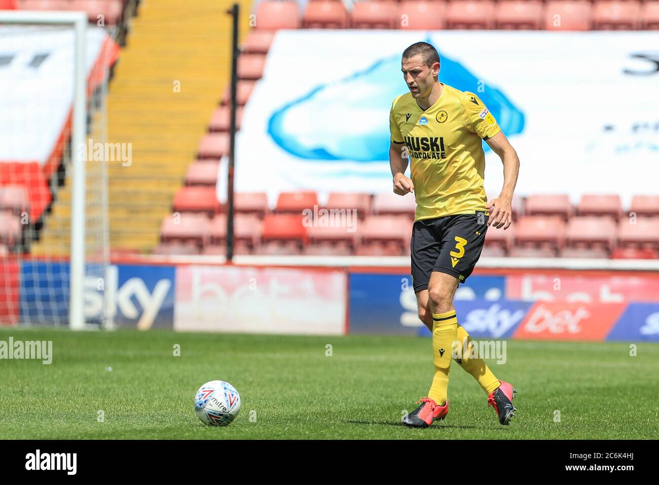 Murray Wallace (3) von Millwall während des Spiels Stockfoto