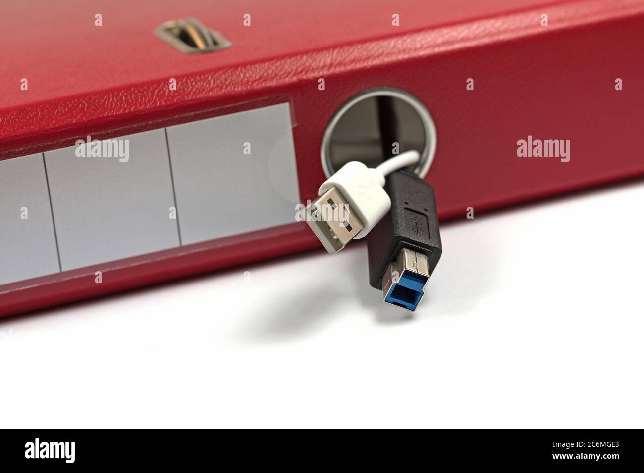 Dateiordner und USB-Kabel Stockfoto