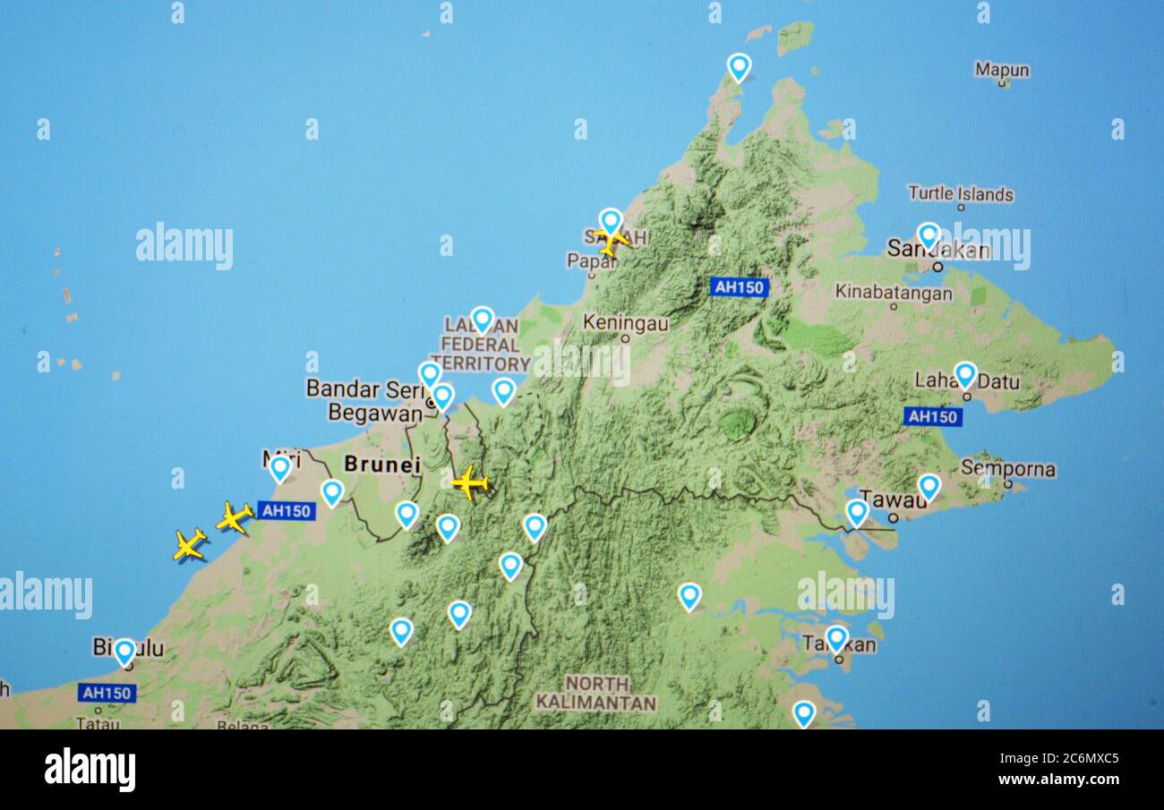 Flugverkehr über die Nation von Brunei (11. juli 2020, UTC 7.39) im Internet mit Flightradar 24 Website von Svenska Resenätverket ab. Covid 19 Zeitraum Stockfoto