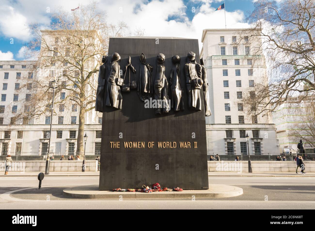 John W. Mills' Denkmal für die Frauen im Zweiten Weltkrieg, Whitehall, London, UK Stockfoto