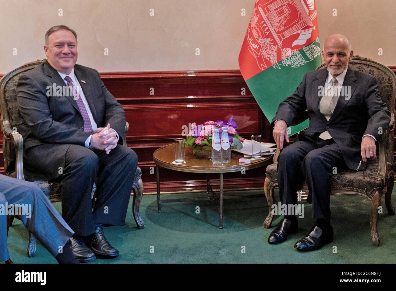 US-Außenminister Michael R. Pompeo trifft am 14. Februar 2020 in München mit dem afghanischen Präsidenten Ashraf Ghani zusammen Stockfoto